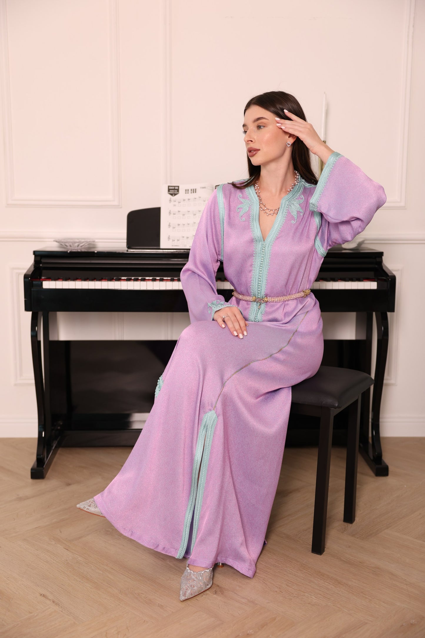 Pearl of Lavender-Caftan